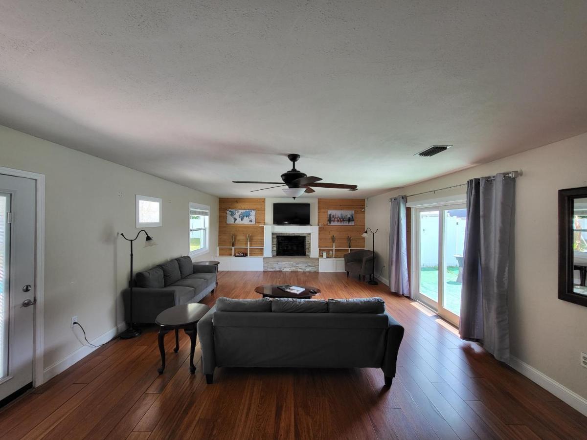 Spacious Pool Home In North Fl Keystone Heights ภายนอก รูปภาพ